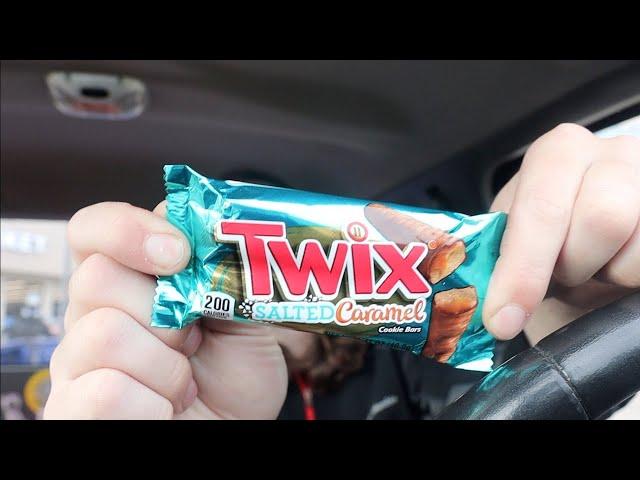 Twix salted caramel candy bar review
