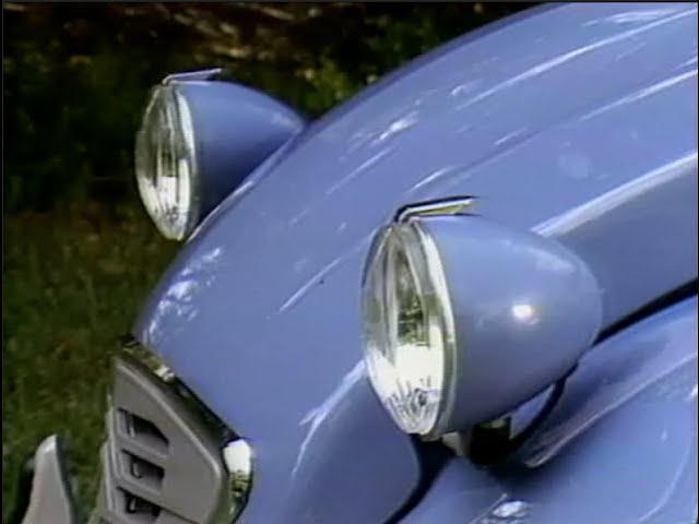 MotorWeek | Retro Review: Citroën Deux Chevaux