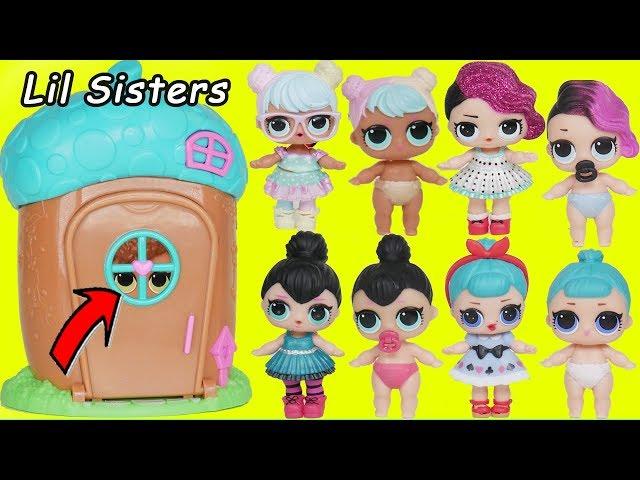 Surprise Dolls find Lil Sisters in Lil Woodzeez House