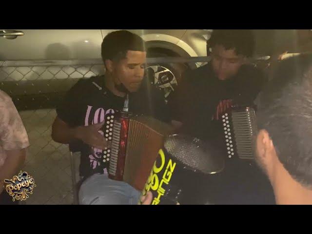 Jacob Henriquez Ripiando el Acordeon en las Calles de Miami MERENGUE TIPICO #tipicoenvivo #tipico