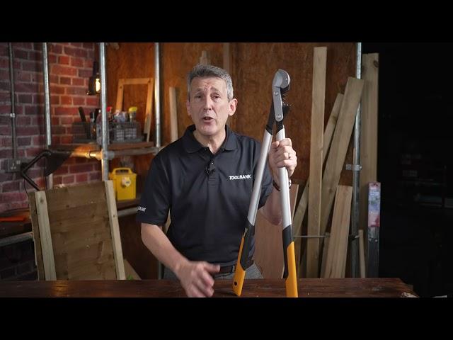 30 SECONDS ON SITE - Fiskars PowerGear™X Anvil Loppers