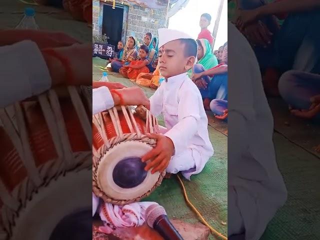 अवघ्या 5 वर्षाचा मुलगा गोड पखवाज वाजवतो भावभक्ती वारकरी शिक्षण संस्था आळंदी देवाची मो.9552332663
