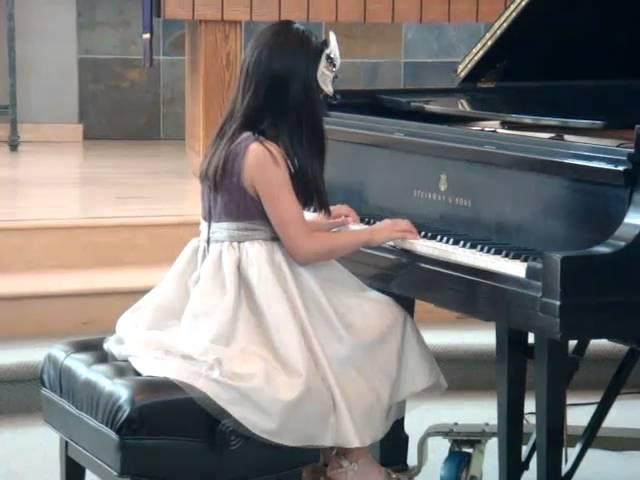 Jennifer Cai (8yr) Piano Recital (April 3rd 2011): La Candeur & L'arabesque by Burgmuller