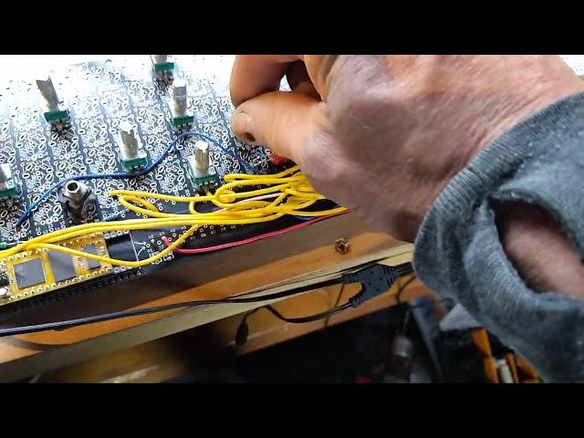 Synthux academy Audrey ii body control CV input modification