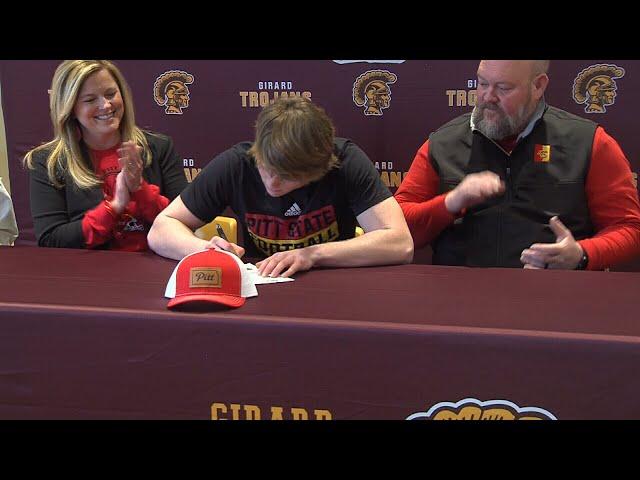 Girard's Niggemann signs to Pitt State football