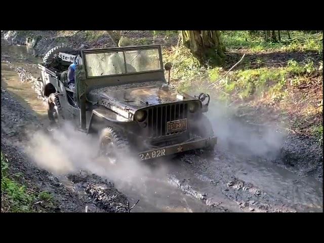 WW2 Willys Jeeps Axle Deep Mud Run, Green Laning 4X4 Offroad UK