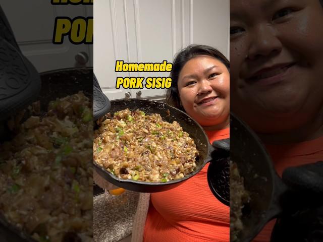 Apple Cooks: Pork Sisig #cookinginshorts