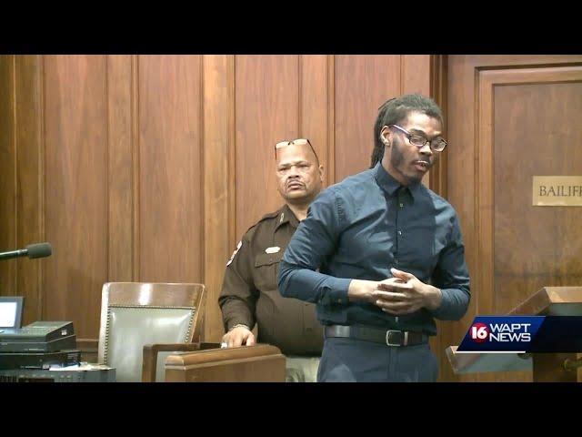 Man facing murder charges representing himself in court