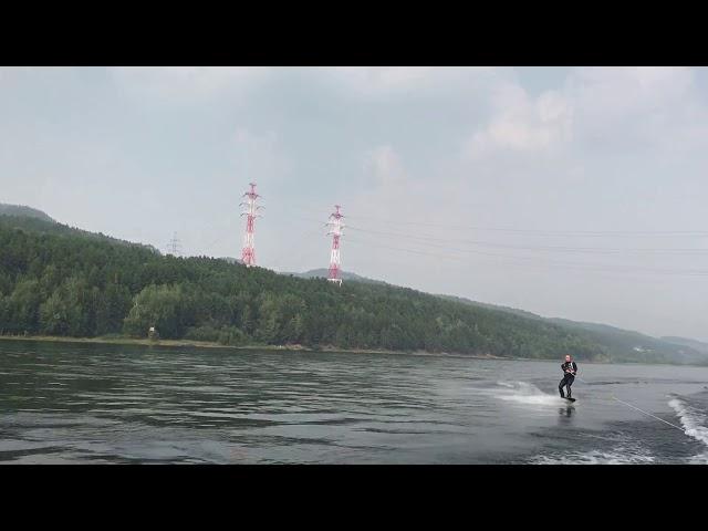 Wakeboard free ride on Enisey