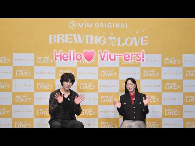 Kim SeJeong and Lee Jong Won Greet Viu-ers 