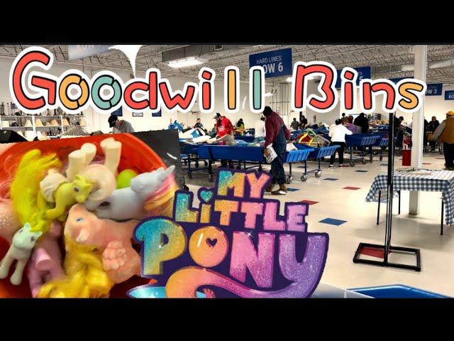 Childhood Toys … Shop With Me at the Goodwill Bins | Thrifting for Vintage to Resell