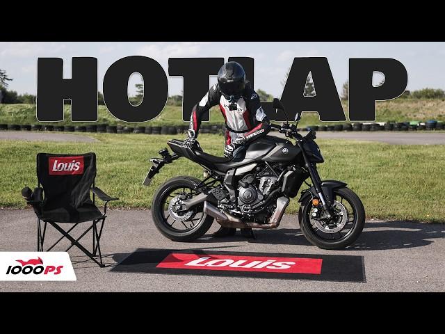 HOTLAP Test Yamaha MT-07 with automatic gearbox: does it really make you faster?