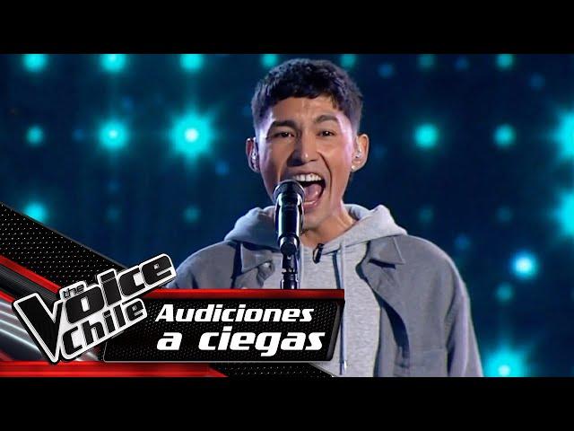 Pablo Rojas - En el silencio negro de la noche | Audiciones a Ciegas | The Voice Chile