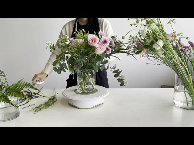 How to arrange flowers in vase – Flower Arranging Tips