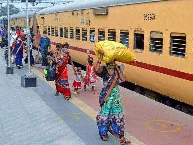 Lockdown crisis: MHA asks states to operate more special trains to transport migrant workers