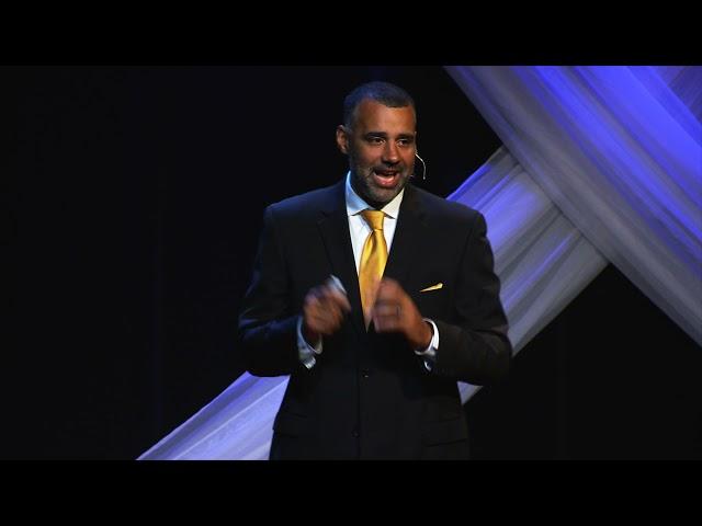Learning to read: From failure to success | Shawn Robinson | TEDxFondduLac