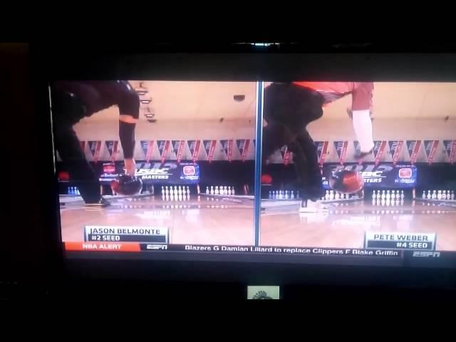 Two handed vs one handed bowling