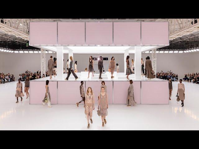 Fendi Women's Spring/Summer 2025 Fashion Show