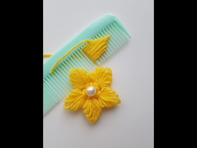 #Shorts A simple flower with a comb