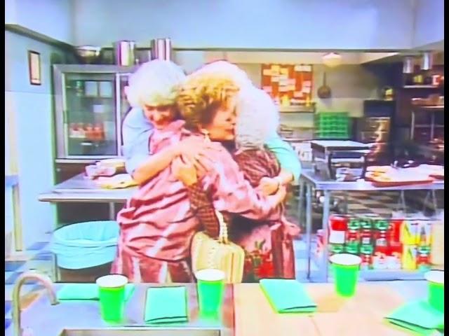 The Golden Girls | “Merry Christmas”