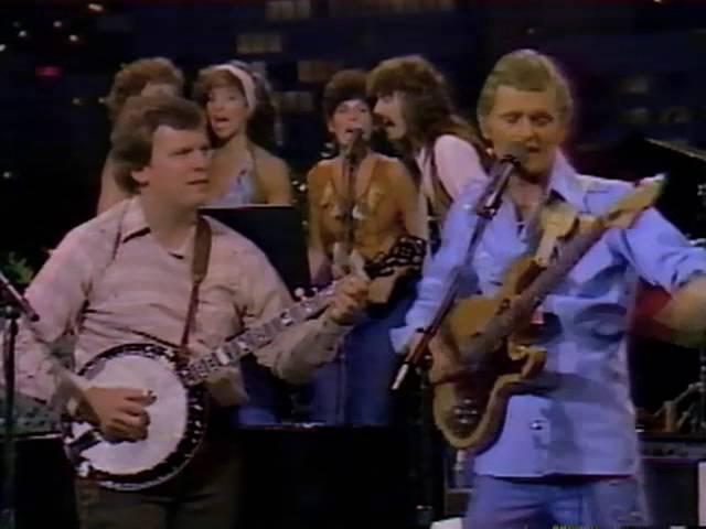 Jerry Reed plays and sings  "Eastbound and Down" live in 1982