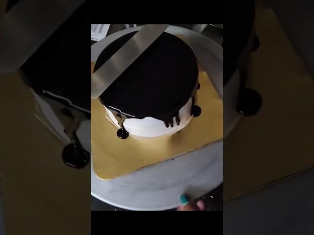 Chocolate cake decoration #cake #shorts #shortsfeed #shortsvideo #viralvideo #ytshorts #trending