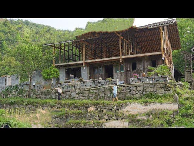 You Won't Believe the BEFORE and AFTER Transformation of Abandoned Mountain House into Stunning Home