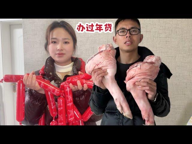 即將過年，媳婦花1500元置辦臘肉，中途爆出婆婆的秘密，逗得婆婆哈哈大笑【婷妹要努力】