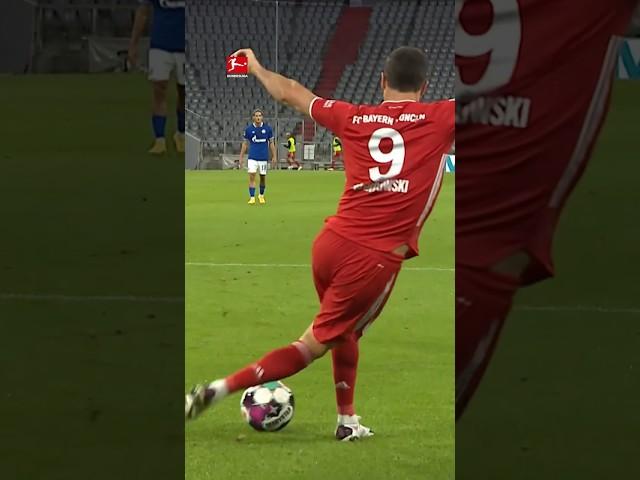 LEWANDOWSKI RABONA ASSIST 