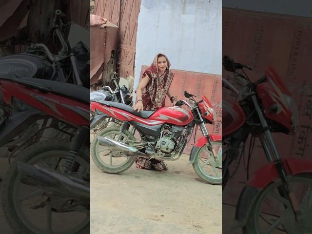 Bachpan bita cycle per bade hue ke chehre per dadhi a gai#viral#trending#popular#gadiyon wala 