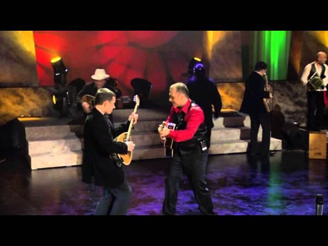 Pavlo - Besame Mucho (PBS Special) 2008