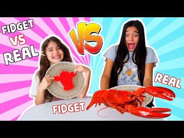 FIDGET VS REAL FOOD CHALLENGE! Jasmine and Bella