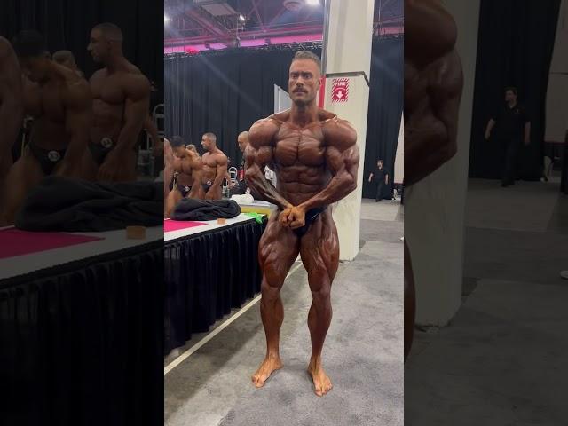 Chris Bumstead aka Cbum backstage & ready for war!
