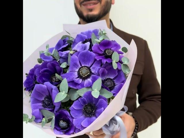 Моно Букет S  «Элегант Анемоны» #flowerstory #букеты #магазинцветов #цветы #анемоны #анемон