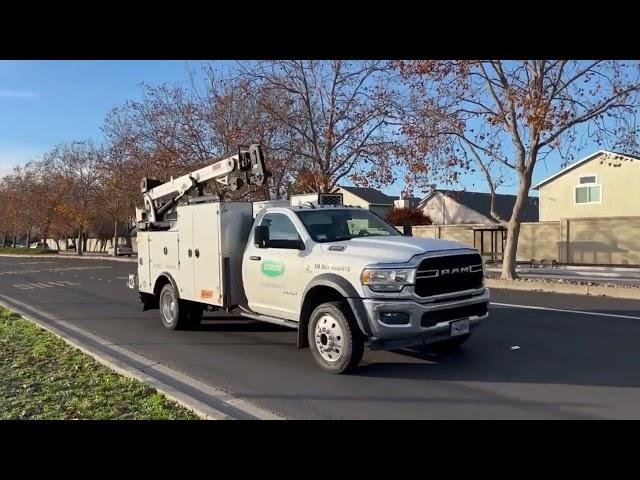 Train Sneaks Up On Elevators, Trains, And More! TWO Orion V Buses + AWESOME Orion V Sounds! OMG OMG!