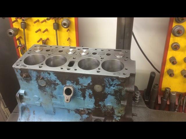 Willy’s 134 F head block on IDL seat machine