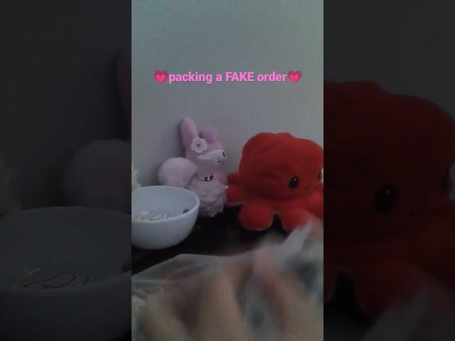 packing a fake ORDER it's FAKE