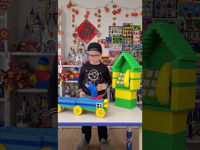 ‍ Waffle Delivery for Dad - Built with Blocks!#funny