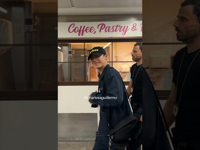 Welcome to Milan Lee DoHyun🫶 #leedohyun #이도현 #Prada #milanfashionweek