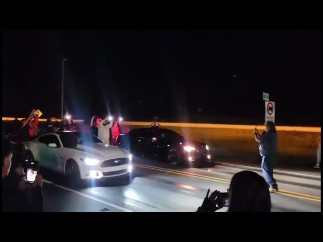 N2O SRT8 300 vs N2O S550 Mustang