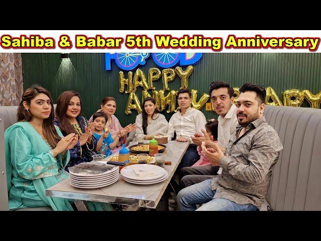 Babar Ne 5th Anniversary Per Sahiba Ko Kia Special Gift Diya | Bhabhi K Sath Sab Ne Kia Prank 