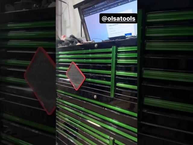 You WONT BELIEVE The Magnet on this Tool Pad  @Tech-28
