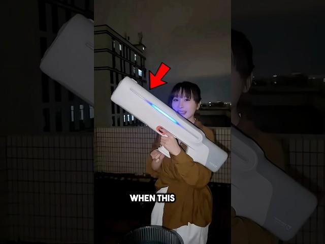 This water gun is so amazing 