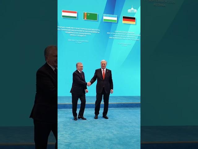 Қазақстан Президенті Қасым-Жомарт Тоқаев мәртебелі меймандарды қарсы алды