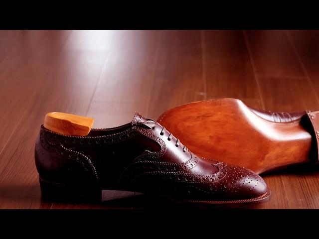 Handcrafting Fiddleback Oxford Shoes.