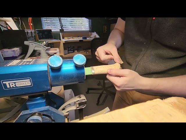 TR Maker Knife Vise in action