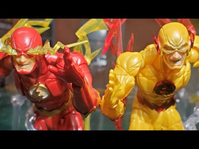 Revoltech Flash and Reverse Flash review