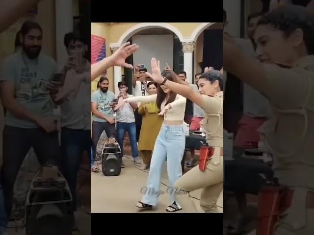 madam sir team bhavika birthday celebration dance  on the set madam sir