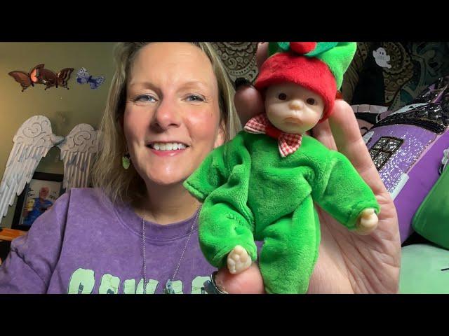 A Cute & Cuddly TEMU HAUL, PLUS Reading Your Spooky Stories | October 31, 2024