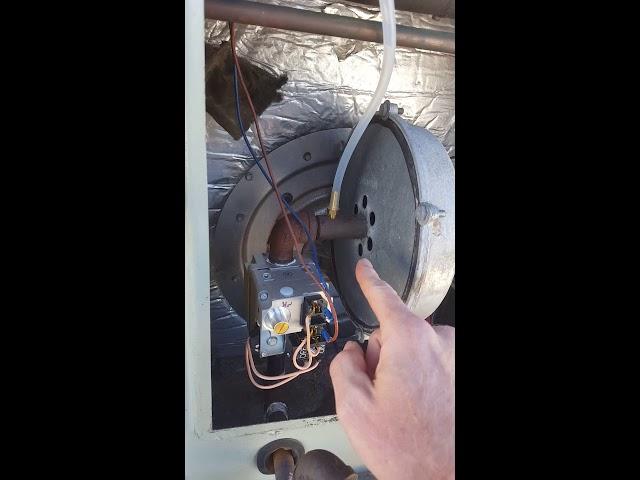 Trane YCD090 inducer pressures pre and during gas valve operation.